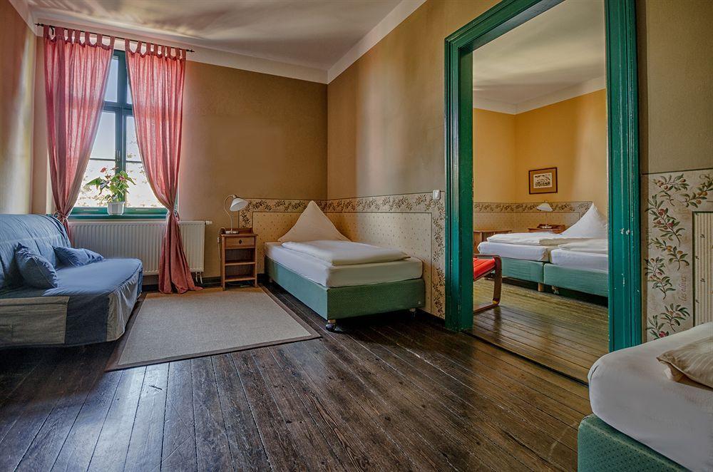 Hotel Zur Henne Naumbourg Extérieur photo