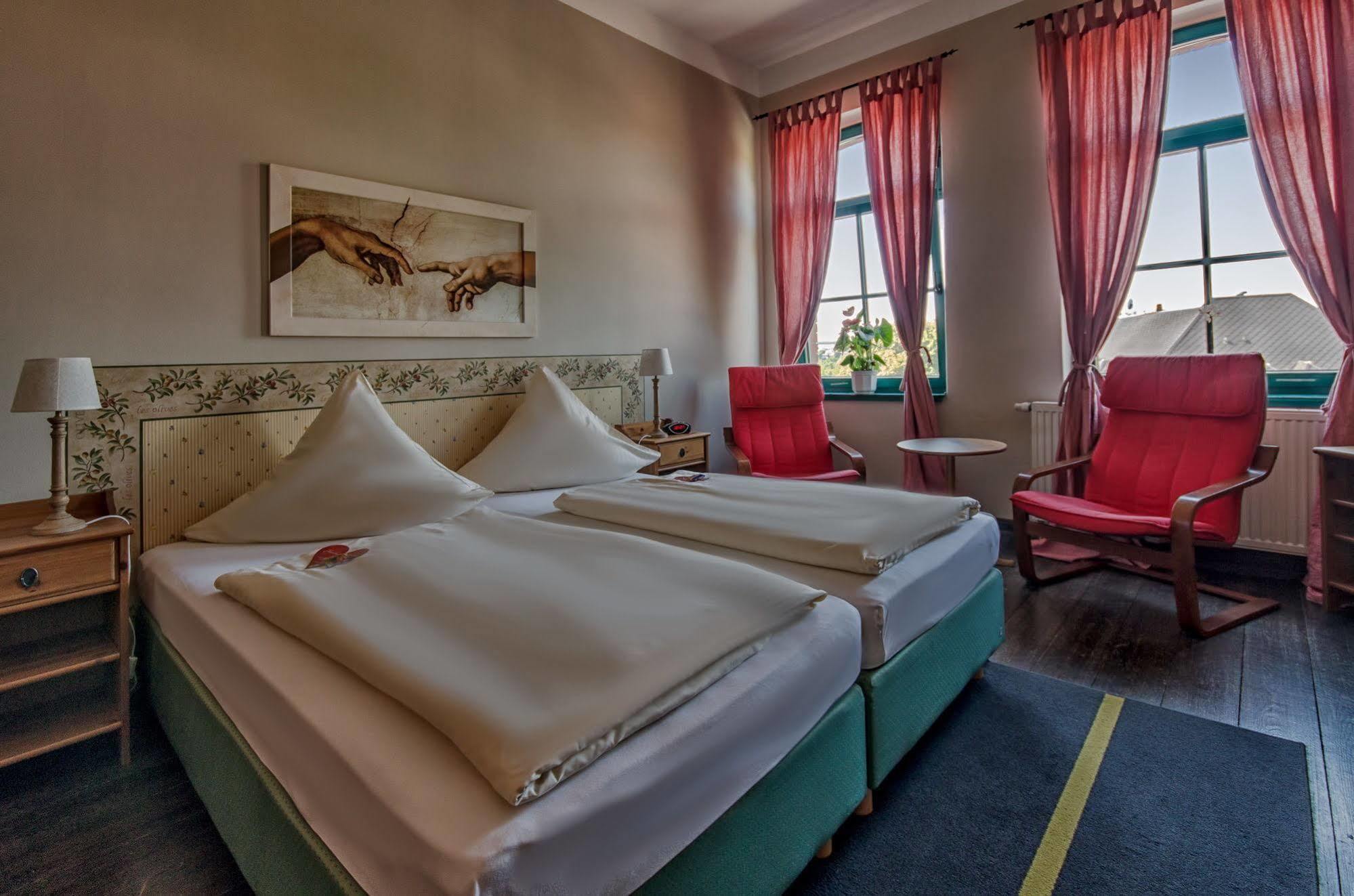 Hotel Zur Henne Naumbourg Extérieur photo
