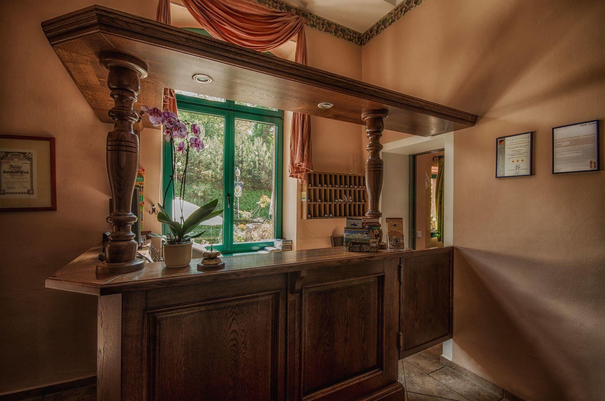 Hotel Zur Henne Naumbourg Extérieur photo
